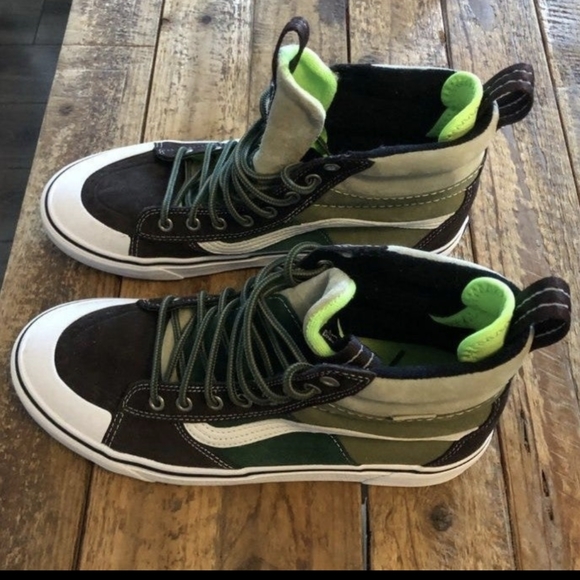 SOLD NWOT Vans Ultrarange SK8-Hi MTE 2.0 DX High Top - 10.5 - Picture 2 of 7